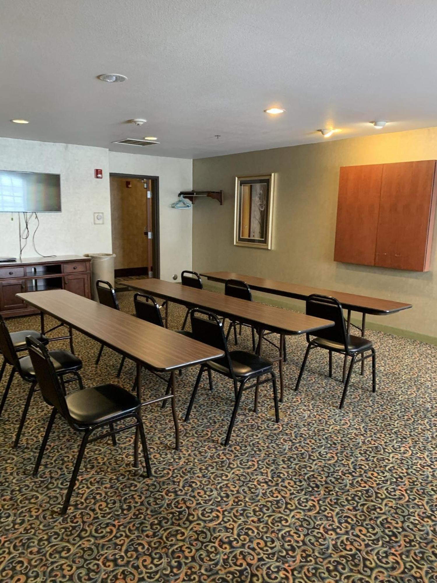 Grandstay Hotel & Suites Becker エクステリア 写真
